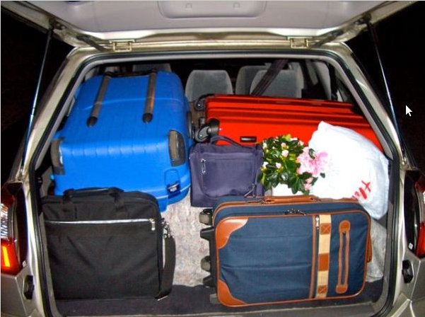 voll beladen gehts zum Flughafen