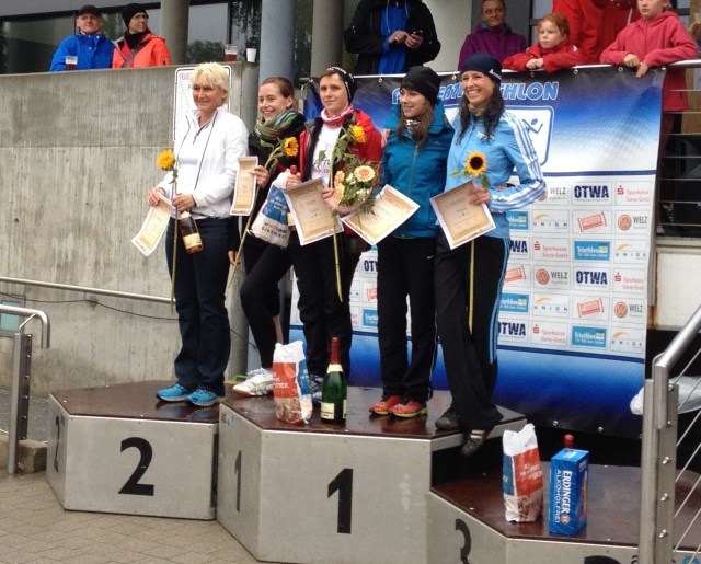 Tina auf dem Podium